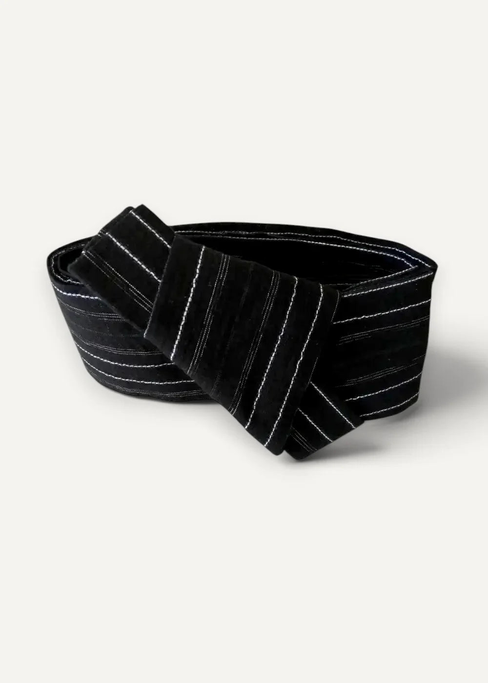 Men’s kimono traditional black velvet belt with thin white pinstripes and knotted bow design